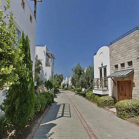 Blue Jasmine Villas 4*