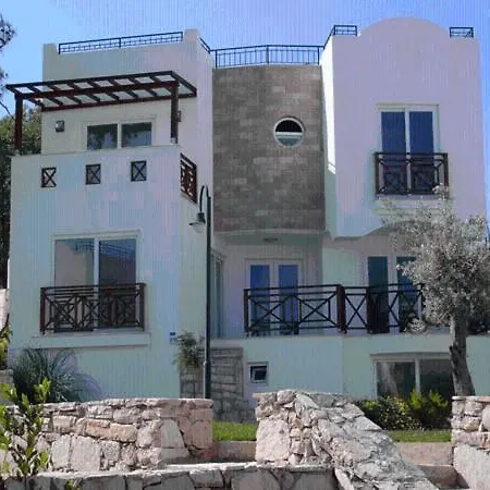 Blue Jasmine Villas Resort 4*